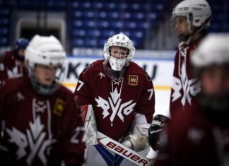 ¿Cómo comenzar a jugar al Hockey sobre hielo? hockey sobre hielo